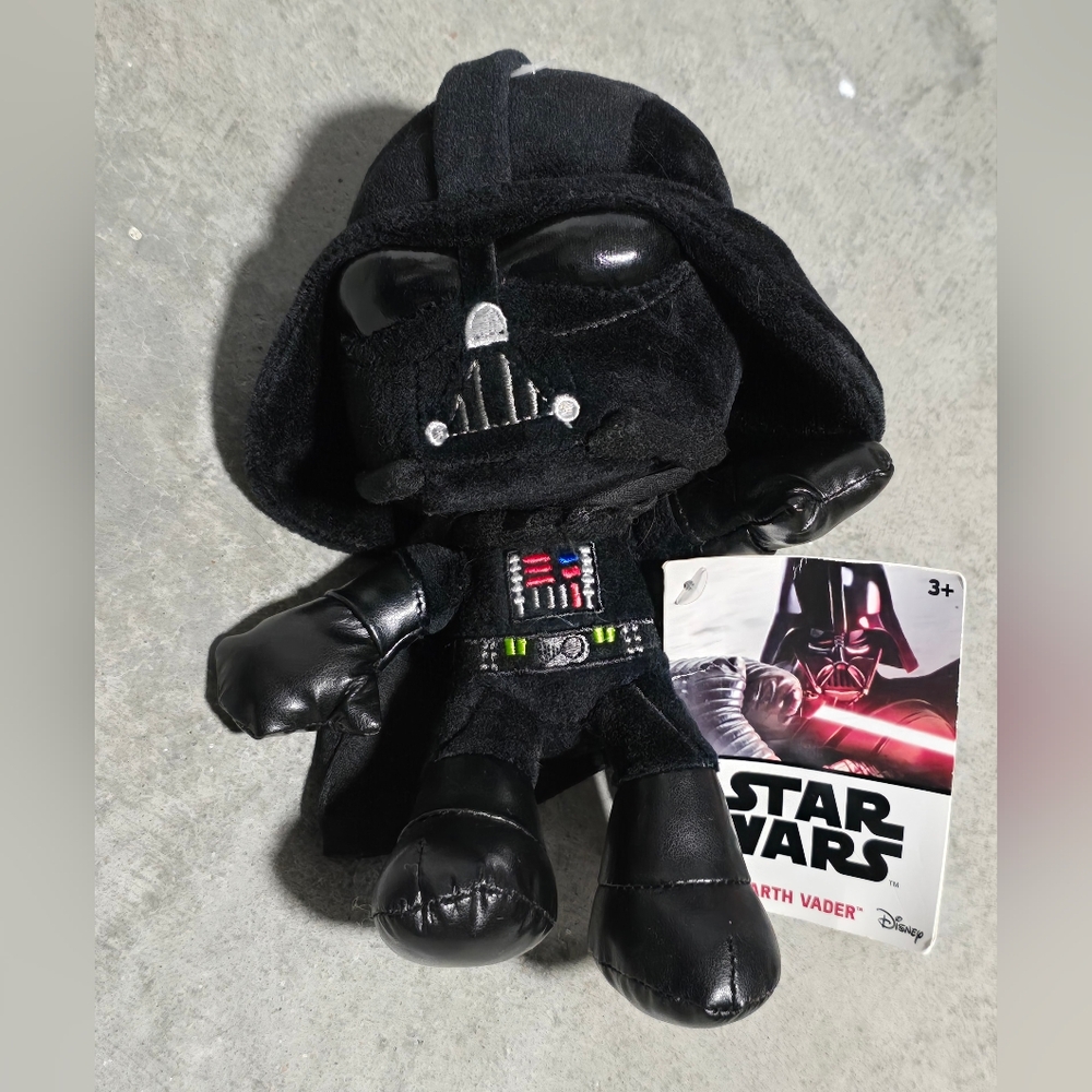 Star Wars Darth Vader Plush Toy - Black